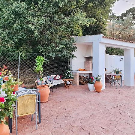 En-Suite Bedroom With Private Entrance At Casa Sofija Sedella エクステリア 写真