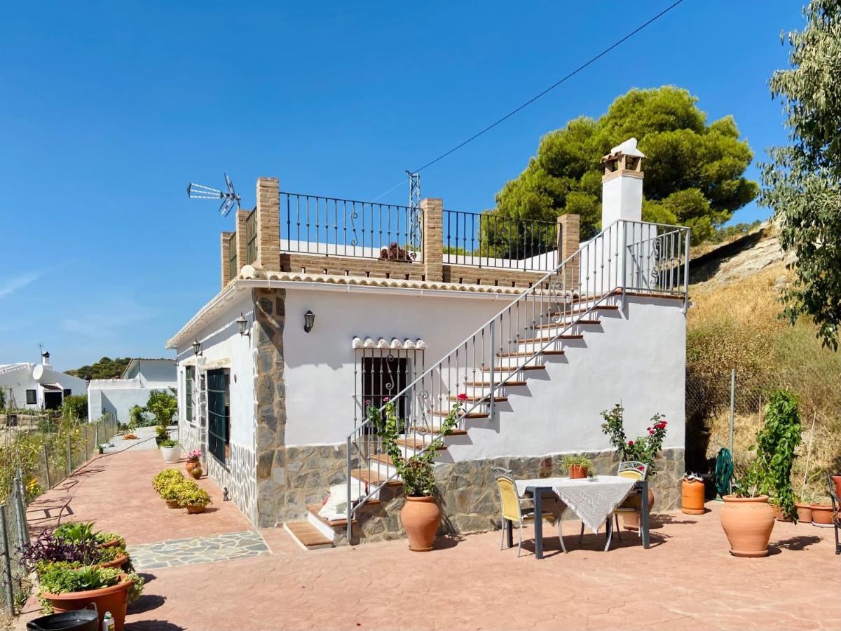 En-Suite Bedroom With Private Entrance At Casa Sofija Sedella エクステリア 写真