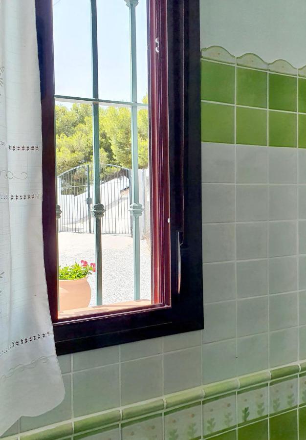 En-Suite Bedroom With Private Entrance At Casa Sofija Sedella エクステリア 写真