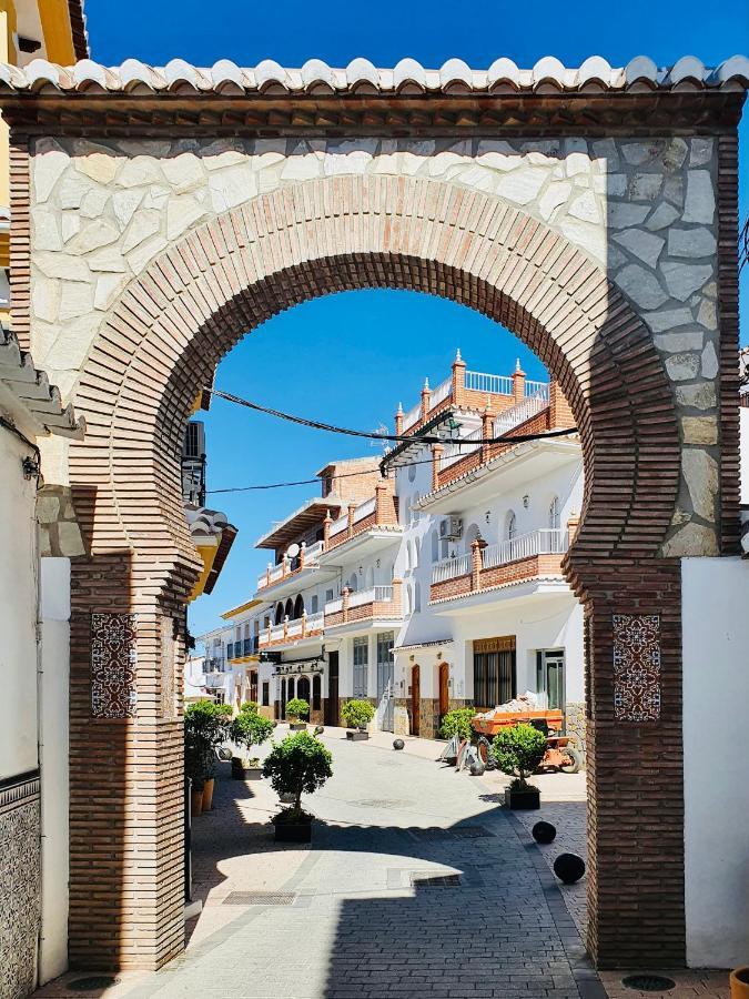 En-Suite Bedroom With Private Entrance At Casa Sofija Sedella エクステリア 写真